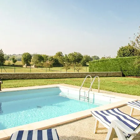 Holiday home Superb With Pool Cressensac-Sarrazac