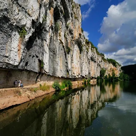 Slate-roofed Hideaway *