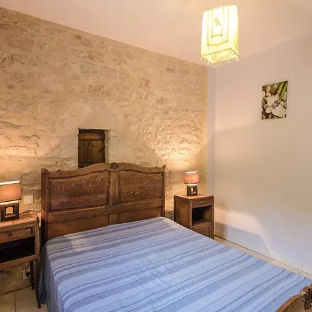 Slate-roofed Hideaway