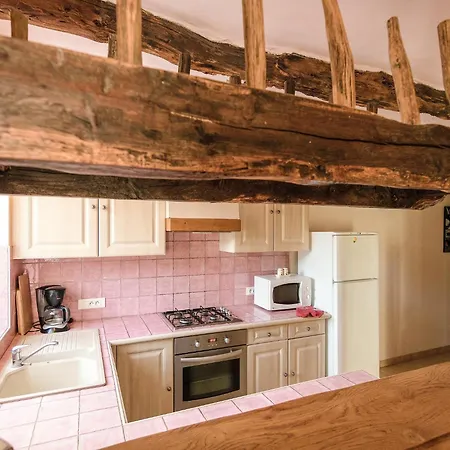 Slate-roofed Hideaway *