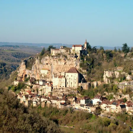 Slate-roofed Hideaway *