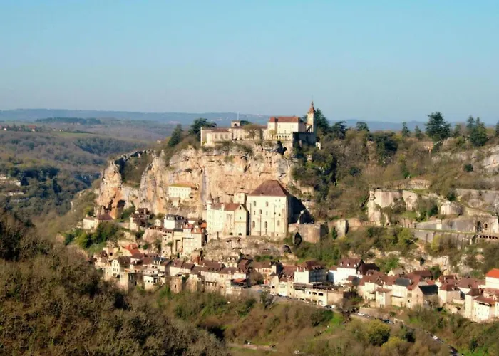 Slate-roofed Hideaway Дом отдыха *