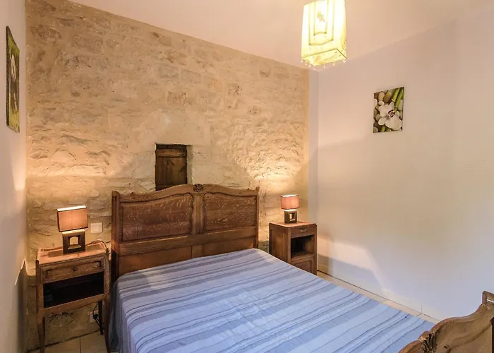 Slate-roofed Hideaway