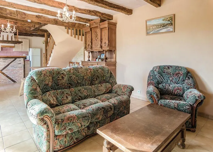 Slate-roofed Hideaway Дом отдыха Cressensac-Sarrazac