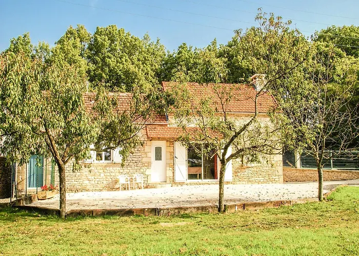 Slate-roofed Hideaway