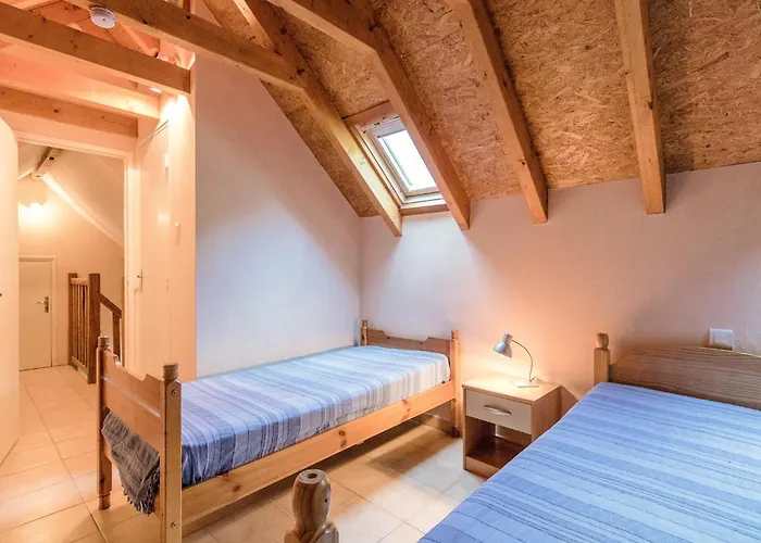 Slate-roofed Hideaway